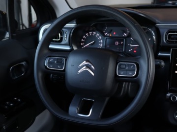 Citroen C3 III Hatchback Facelifting 1.2 PureTech 110KM 2023 Citroen C3 1.2 PureTech, Salon Polska, zdjęcie 18