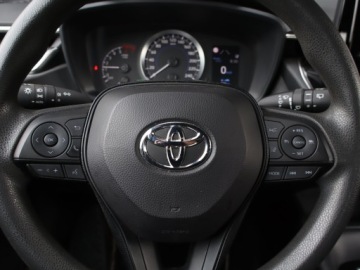 Toyota Corolla XII Hatchback 1.8 Hybrid 122KM 2019 Toyota Corolla 1.8 Hybrid, Salon Polska, zdjęcie 18