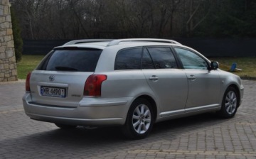 Toyota Avensis II 2003 Toyota Avensis 1.8 BenzynaLPG, Salon PL, ISOFIX, Klima 2-strefowa, Dobrze, zdjęcie 2