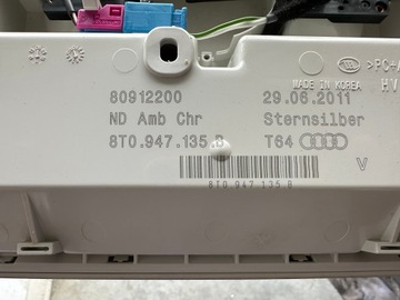 AUDI A4 B8 8T LAMPKA PODSUFITKI KABINY