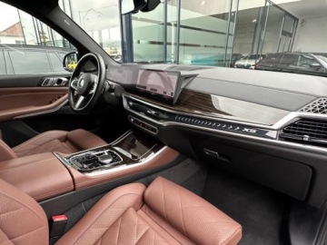 BMW X5 G05 SUV Facelifting 3.0 30d 298KM 2025 BMW X5 xDrive30d Sport Suv 3.0 (298KM) 2025, zdjęcie 13