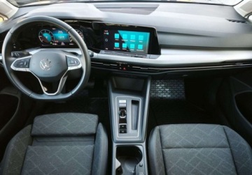 Volkswagen Golf VIII Variant 2.0 TDI 115KM 2024 Volkswagen Golf Variant Variant Life Pakiety, ACC, ergoActive z masazem i, zdjęcie 3