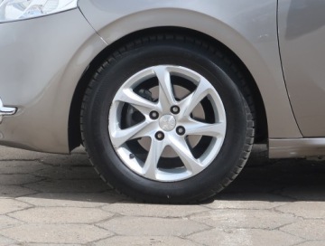 Peugeot 208 I Hatchback 3d 1.2 VTI 82KM 2014 Peugeot 208 1.2 PureTech, Klima, Tempomat,ALU, zdjęcie 12