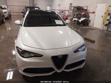 Alfa Romeo Giulia II 2019 Alfa Romeo Giulia 2019 Alfa Romeo Giulia Ti Sport AWD 2.0 Benzyna 280KM, zdjęcie 10
