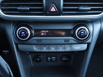 Hyundai Kona I Crossover 1.0 T-GDI 120KM 2019 Hyundai Kona 1.0 T-GDI, Salon Polska, Serwis ASO, zdjęcie 15