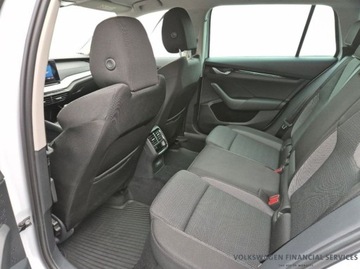 Skoda Octavia IV Scout 1.5 TSI ACT 150KM 2024 Skoda Octavia Salon PL FV23 Matrix LED Chrom Podgrzewane fotele Gwara, zdjęcie 6