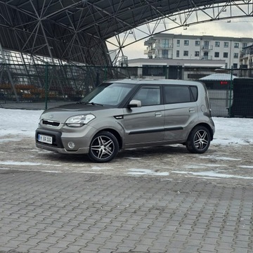 Kia Soul I Crossover 1.6 CRDI VGT 128KM 2009 Kia Soul I 1.6 CRDI Attract, zdjęcie 4
