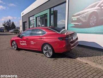 Skoda Superb IV Liftback 2.0 TDI 193KM 2024 Skoda Superb Superb IV 2,0 TDI 193 KM 4x4 autom. DSG, MATRIX, SKORA, PRZEG, zdjęcie 2