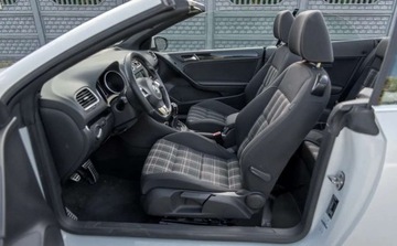 Volkswagen Golf VI Cabriolet 2.0 TSI GTI 210KM 2013 Volkswagen Golf Volkswagen Golf Cabrio GTI 2.0 Benzyna 210KM, zdjęcie 37