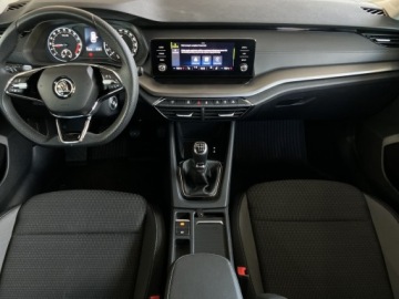 Skoda Octavia IV Liftback 2.0 TDI 115KM 2023 Skoda Octavia Ambition ! Kamera Cofania ! Tempomat, zdjęcie 6