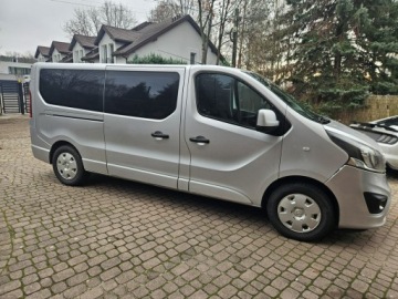 Opel Vivaro B Kombi Extra Long H1 2,9t 1.6 BiTurbo 140KM 2015 Opel Vivaro 1.6 CDTI140KM 8-osób Long Skrzydła, zdjęcie 7