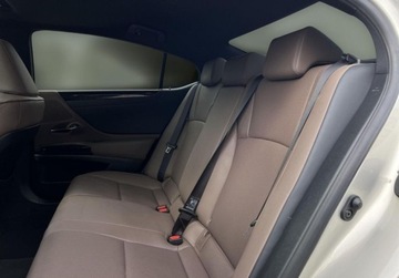 Lexus ES VII (XV70) Sedan Facelifting 300h 218KM 2023 Lexus ES 300h Business Edition Salon PL ASO VAT 23 Lexus Leszno, zdjęcie 13
