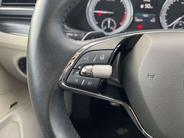 Skoda Superb III Kombi Facelifting 2.0 TDI SCR 150KM 2021 Skoda Superb 2.0TDI 150KM Style DSG SerwisASO Panorama Matrix Navi Hak FV23, zdjęcie 22