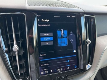 Volvo XC60 II 2022 Volvo XC 60 Plus Dark B5 AWD (250 14 KM) AUT ACC Blis CTA Harman Kamera F, zdjęcie 33