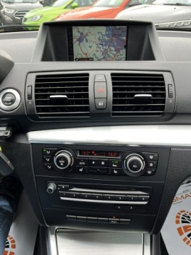 BMW Seria 1 E81/E87 2010 BMW 116 NAVI / Szyberdach / KOŁA 18 Cali SEVENTY9, zdjęcie 19