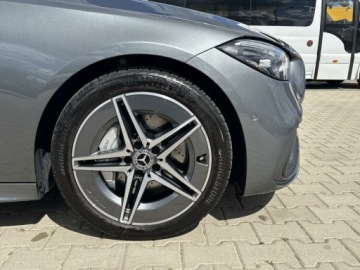 Mercedes Klasa C W206 Limuzyna 1.5 180 170KM 2024 Mercedes-Benz C 180 AMG Line/ Gwarancja/ Keyless g, zdjęcie 8