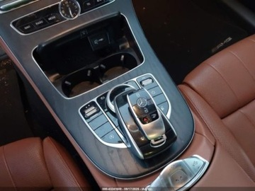 Mercedes Klasa E W213 2019 Mercedes-Benz Klasa E E450 rwd 3.0 Benzyna 362KM, zdjęcie 12
