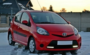 Toyota Aygo I Hatchback 5d Facelifting 1.0 VVT-i 68KM 2012 Toyota Aygo 5 Drzwi KLIMA Zadbany Benzyna 68KM, zdjęcie 4