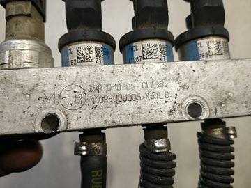 РЕЙКА ВПРЫСКА CORSA C 1.0 67R010185