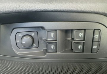 Skoda Kodiaq II SUV 2.0 TDI SCR 193KM 2024 Skoda Kodiaq 2.0 TDI 193 KM 4x4 7 DSG Selection 2.0 Diesel 193KM, zdjęcie 13