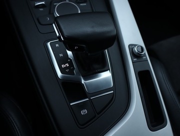 Audi A4 B9 Avant 2.0 40 TFSI 190KM 2019 Audi A4 2.0 TFSI, Automat, Skóra, Navi, Klima, zdjęcie 18