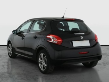 Peugeot 208 I Hatchback 3d 1.2 VTI 82KM 2014 Peugeot 208 1.2 PureTech, Navi, Klima, zdjęcie 3