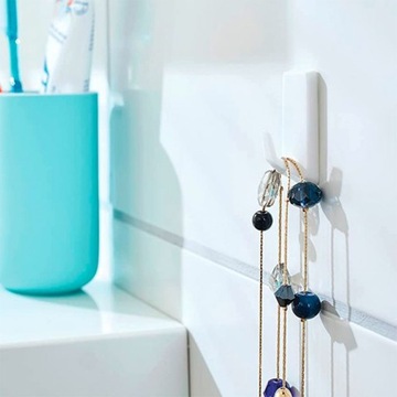 Крючки-вешалки самоклеящиеся для подвешивания картин, 2 шт TESA 1кг х 2 шт.