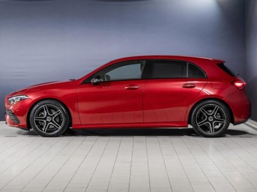 Mercedes Klasa A W177/V177 Hatchback Facelifting 2.0 220 190KM 2025 A Klasa 220 4-Matic AMG Line 2.0 (190KM) 2025, zdjęcie 1