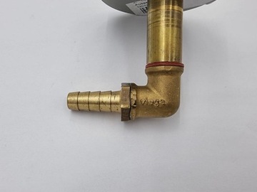 Подключение: внешнее подключение воды 3/8