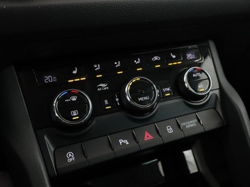 Skoda Kodiaq I SUV 2.0 TSI 180KM 2018 Škoda Kodiaq Skoda Kodiaq 4x4 DSG full LED skóra, zdjęcie 29