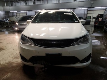 Chrysler Pacifica II 2020 Chrysler Pacifica 2020 CHRYSLER PACIFICA HYBRID LIMITED 3.6 Hybryda 260KM, zdjęcie 3