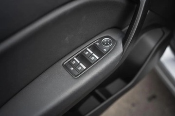 Renault Captur II Crossover 1.3 TCe 140KM 2022 Renault Captur 1.3 TCe, Salon Polska, Serwis ASO, zdjęcie 23