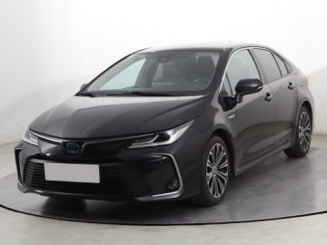 Toyota Corolla XII Sedan 1.8 Hybrid 122KM 2019 Toyota Corolla 1.8 Hybrid, Salon Polska, zdjęcie 1
