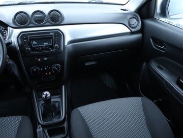 Suzuki Vitara III SUV 1.6 VVT 120KM 2017 Suzuki Vitara 1.6 VVT, Salon Polska, Serwis ASO, zdjęcie 7