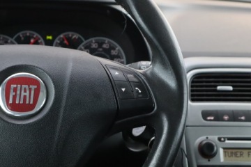 Fiat Punto Grande Punto Hatchback 5d 1.4 Start&amp;Stop 77KM 2011 Fiat Grande Punto 1.4, Salon Polska, Serwis ASO, zdjęcie 16