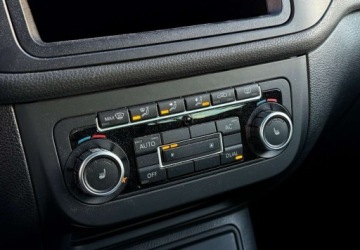 Volkswagen Golf Plus II 1.4 80KM 2009 Volkswagen Golf Plus 1.4 MPI 80 KM Klima tylko 119ooo km 1.4 Benzyna 80KM, zdjęcie 21