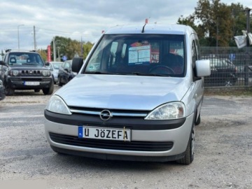 Opel Combo C Van 1.6 ECOTEC 87KM 2003 Opel Combo Tour 1.6 benzyna 87KM 2003r, zdjęcie 2