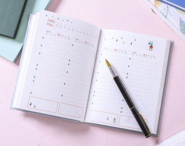 Pamiętnik B6 Kolorowy 365 dni z ilustracjami