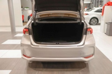 Toyota Corolla XII Sedan 1.8 Hybrid 122KM 2022 Toyota Corolla 1.8 Hybrid Comfort Gwarancja 1.8 Hybryda 122KM, zdjęcie 13