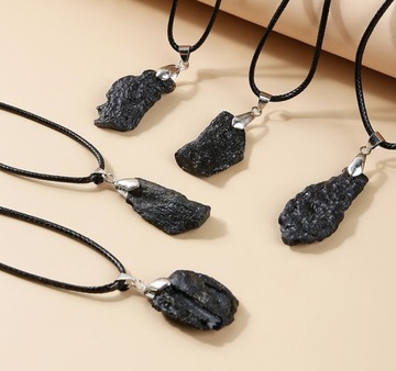 Подвеска с метеоритом Подвеска с черным ремешком Tektite