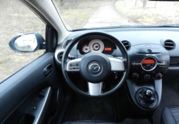Mazda 2 II 2008 Mazda 2 BEZ RDZY sliczna niezawodna tania ekonomiczna. KLIMA 1wlasciciel, zdjęcie 6