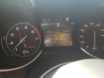 Alfa Romeo Giulia II Sedan Facelifting 2.0 Turbo 280KM 2022 Alfa Romeo Giulia 2022, Veloce, 2.0L, od ubezpieczalni 2.0 Benzyna 280KM, zdjęcie 9