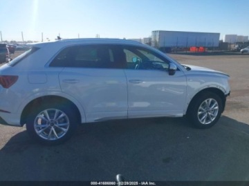 Audi Q3 III 2025 Audi Q3 2025r., 4x4, 2.0L 2.0 Benzyna 228KM, zdjęcie 4