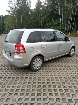 Opel Zafira B 1.7 CDTI ecoFLEX 110KM 2013 Opel Zafira B 1,7, zdjęcie 1