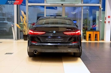 BMW Seria 2 G42-U06 Active Tourer 1.5 218i 136KM 2021 BMW Seria 2 218iFotel SportowyM SportShadow LineLED Fog LightsStep Tronic, zdjęcie 16