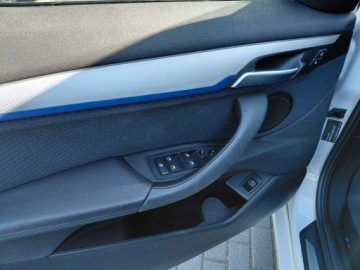 BMW X1 F48 2021 BMW X1 M Pakiet Panorama Automat Navi Kamera 2.0 Benzyna 178KM, zdjęcie 10