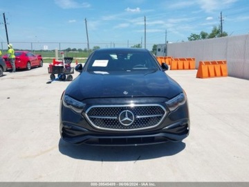 Mercedes Klasa E W214 2024 Mercedes-Benz Klasa E 2024 Mercedes-Benz E-Class E 350 4MATIC Sedan 2.0, zdjęcie 1