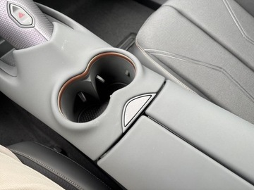 Cupra Tavascan 82kWh 286KM 2025 Cupra Tavascan Tavascan 77kWh 286 km 1-biegowa aut, zdjęcie 22