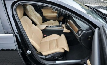 Volvo S90 II Sedan 2.0 D4 190KM 2020 Volvo S90 Volvo S90 D4 Inscription 2.0 Diesel 190KM, zdjęcie 10