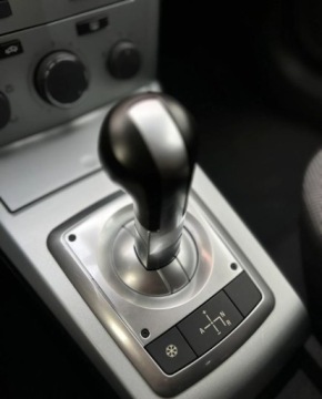 Opel Astra H Hatchback 5d 1.4 TWINPORT ecoFLEX 90KM 2009 Opel Astra Automat Klima alu czujniki Gwarancja w cenie Warszawa VRFR 1.4, zdjęcie 16